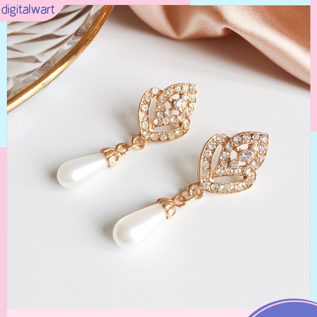 Khuyên tai nữ trang đính ngọc trai thiết kế thanh lịch