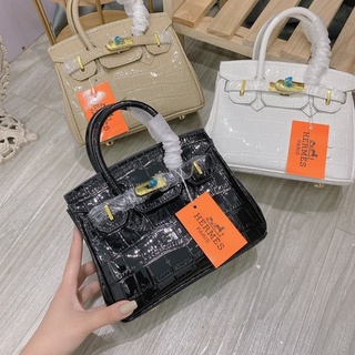 HM Bikin size 20 vân rắn