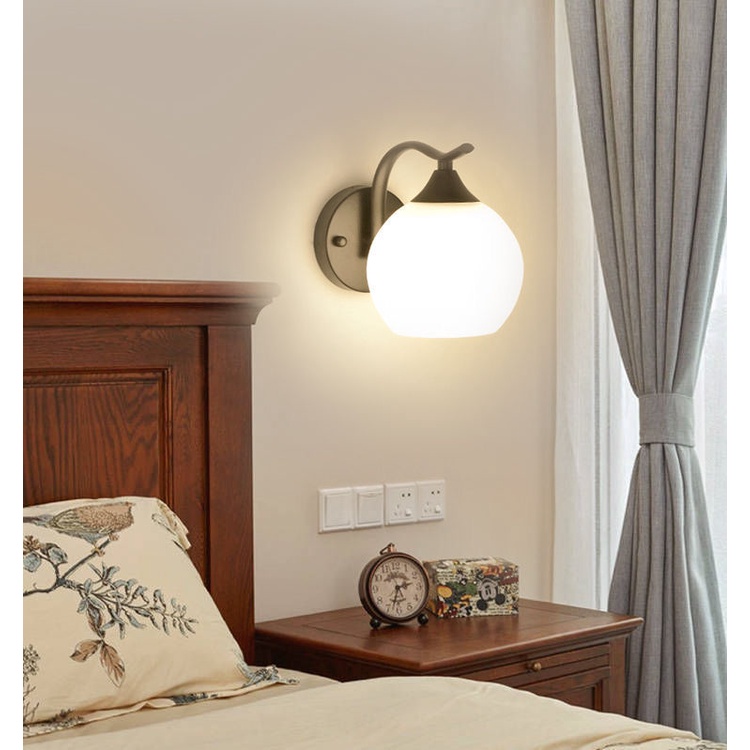 Đèn Ngủ Gắn Tường Trang Trí phòng khách Cầu Thang Hành Lang Chao Cầu Trắng Sữa Upled