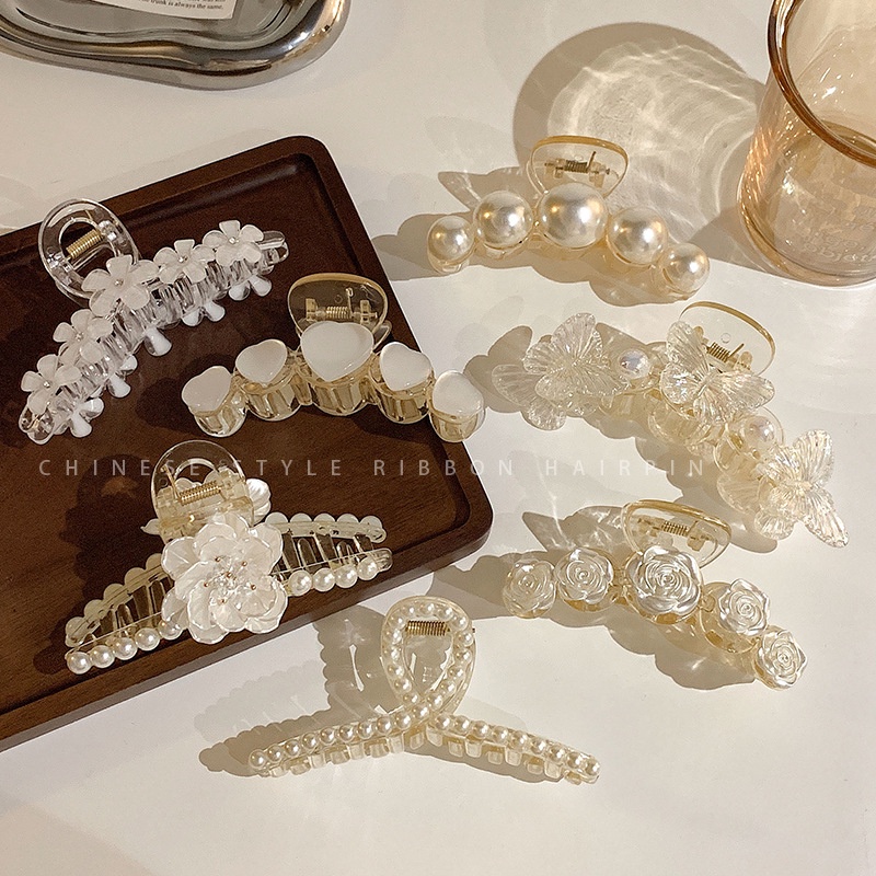 Kẹp Tóc Hình Cá Mập Đính Hoa Trà Thời Trang