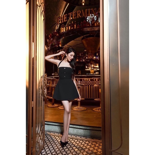 VÁY/ĐẦM CÚP NGỰC ĐÍNH 3 KHUY ĐÁ CÁCH ĐIÊU BUỘC DÂY CỔ QUYẾN RŨ