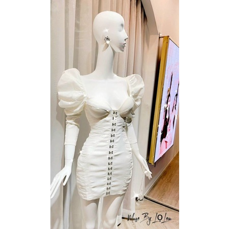 Đầm body cúp ngực tay phồng