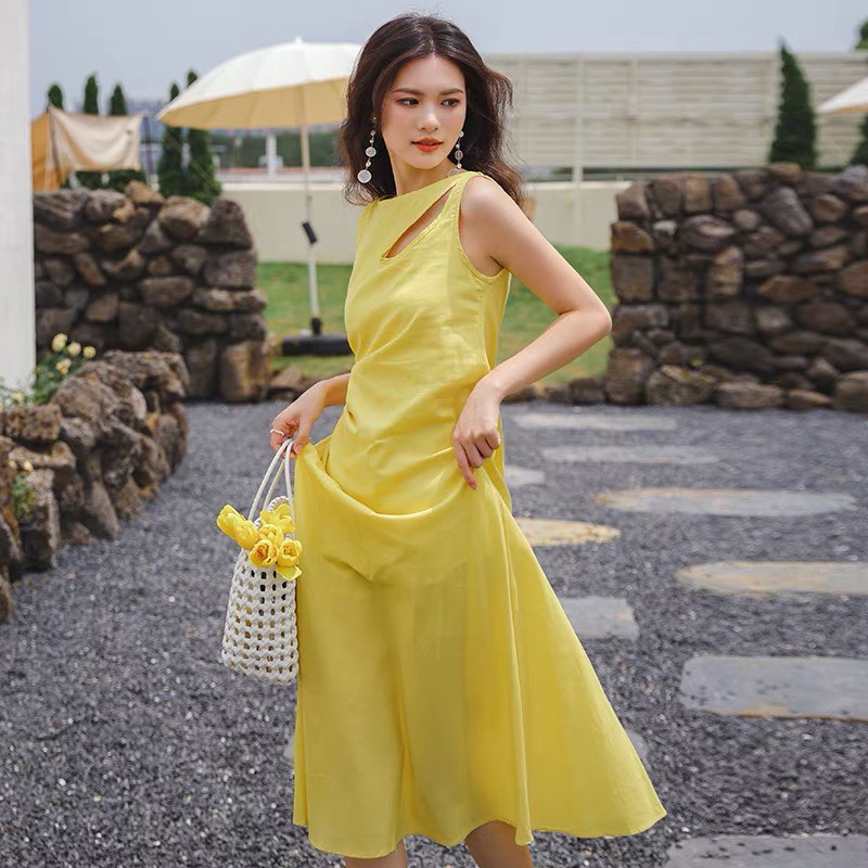 ĐẦM VÀNG KHOÉT EO TIỂU THƯ SANG CHẢNH