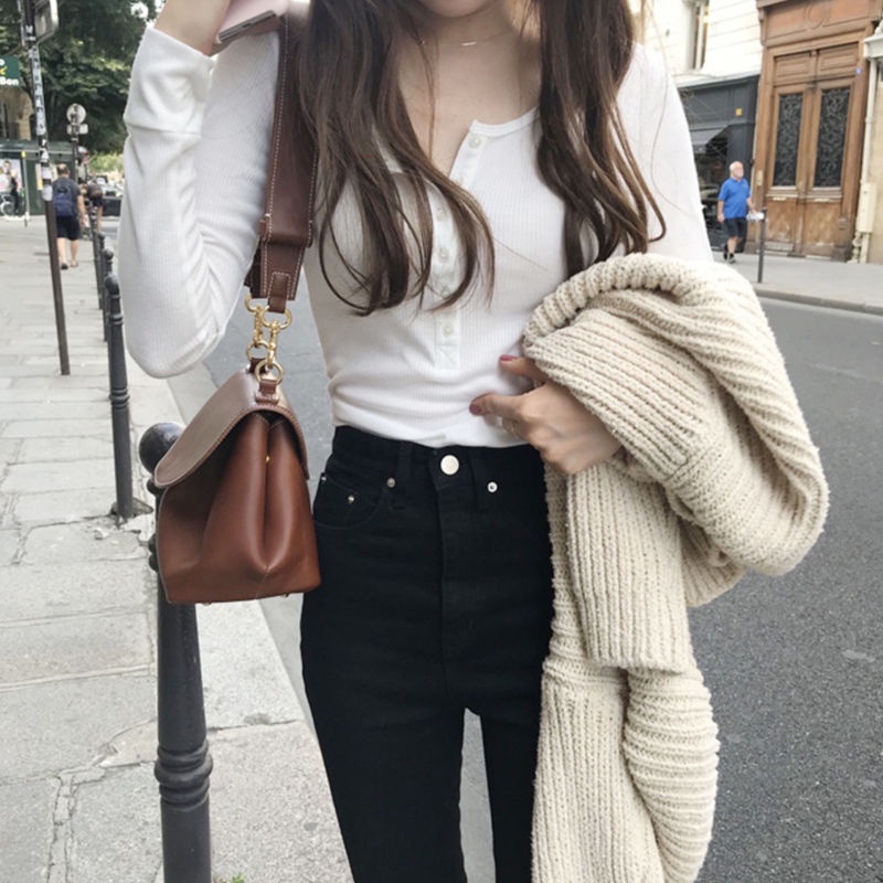Áo thun nữ tay dài sexy hàn quốc nhiều cúc cổ tròn