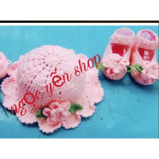 Sét giày và mũ len cho bé gái