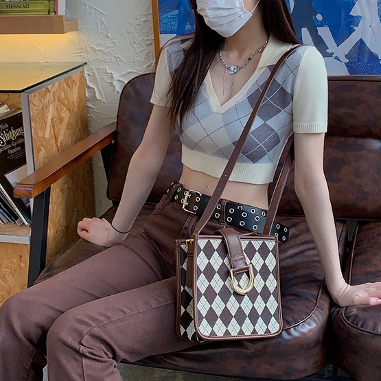 Áo Thun Dệt Kim Ngắn Tay Đính Đá Thời Trang Hàn Quốc Cho Nữ