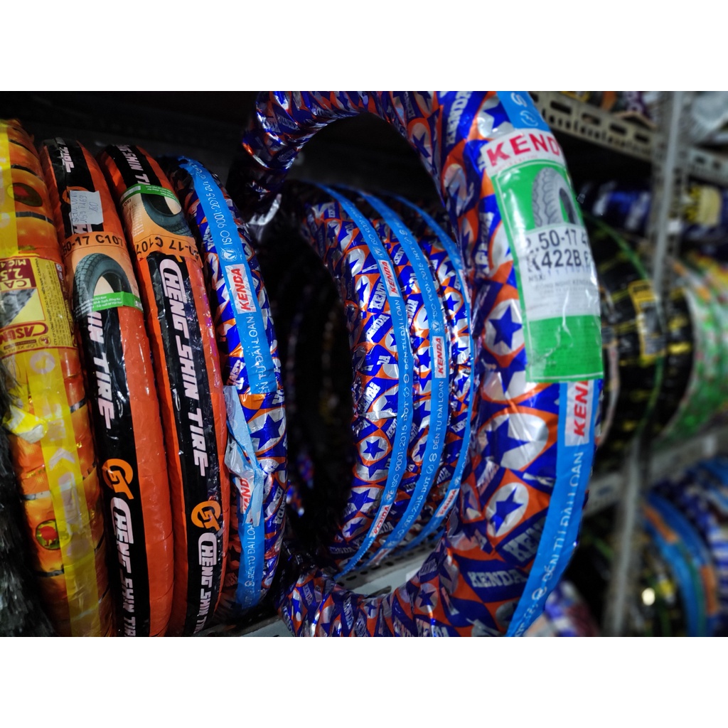 Vỏ xe  kenda size 2.50-17 dòng 6 lớp - hàng chính hãng