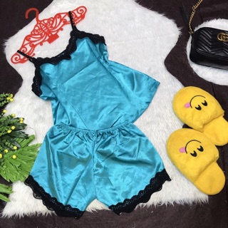 Set bộ mặc nhà phi lụa.