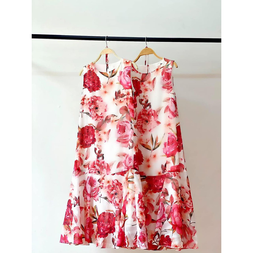 Váy Xecop không tay họa tiết hoa to - dáng đuôi cá