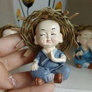 BỘ TƯỢNG 4 ĐIỀU KHÔNG ĐỘI NÓN ( TƯỢNG LOẠI TO )