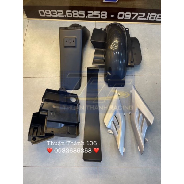 Full bộ nhám đen Satria 2000 (6 món) cánh chim bạc - ST2K
