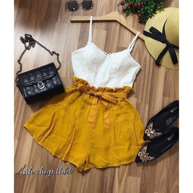 Jumpsuit Sọc Phối Ren Lưới Hoa Văn