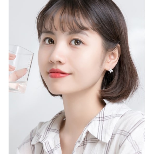 Khuyên tai bạc Ý s925 hoa 4 cánh móc ngọc Hàn Quốc G4368 - AROCH Jewelry
