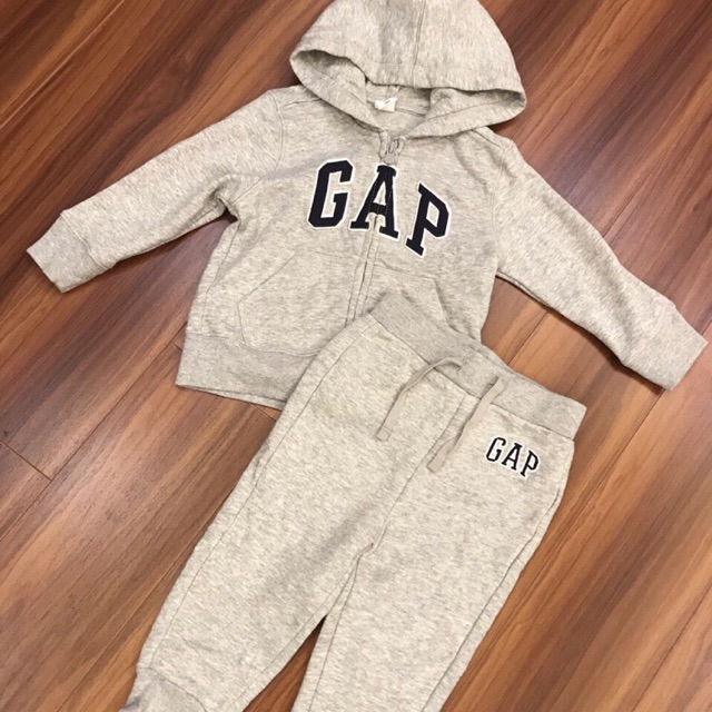 Bộ nỉ mũ Gap 3 màu bé trai dư xịn