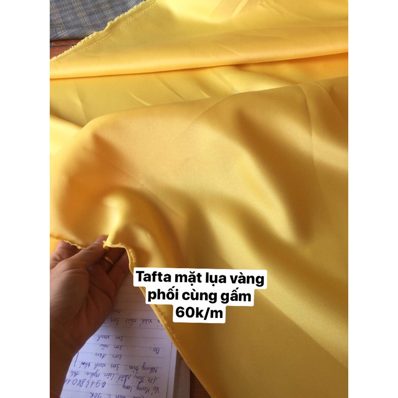 Vải và hình trang trí áo dài