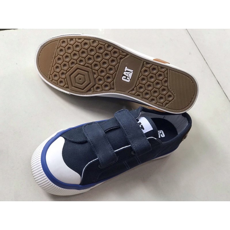 Giày xỏ cho mẹ và bé