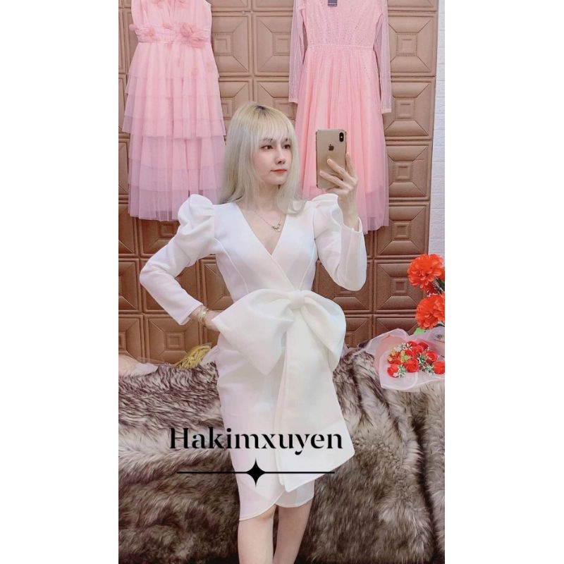 Đầm du tiêc body tay dài vat xéo nơ to  anh thât