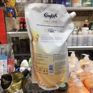 Nước xả Comfort chống nắng 1.6L