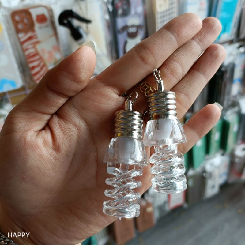 Bông tai đèn led chớp nháy hot trend