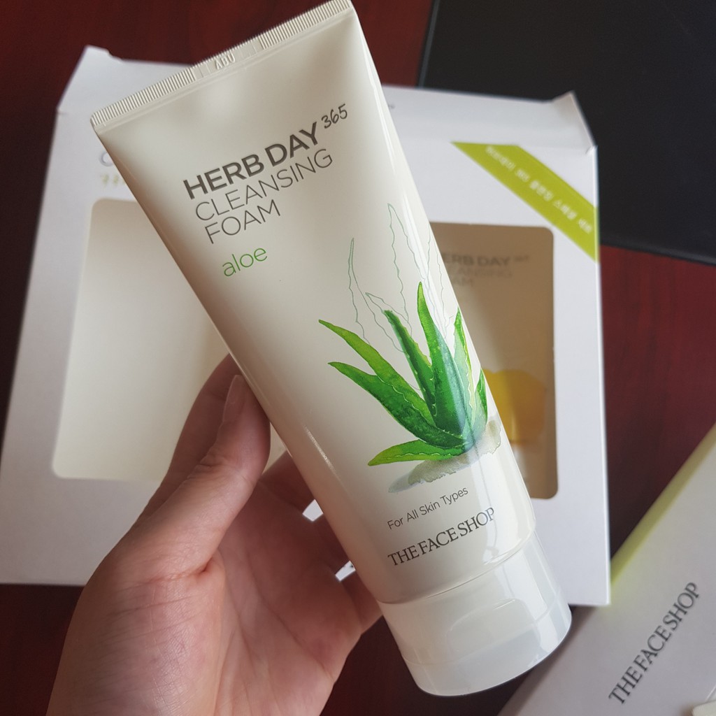 Sữa Rửa Mặt Lô Hội The Face Shop Herb Day 365 Cleansing Foam Aloe 170ml