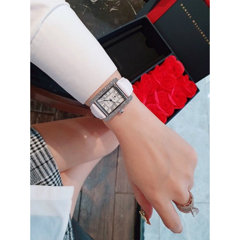 🍁FREESHIP🍁Đồng hồ nữ WOOR mặt vuông dây da cao cấp viền đá sang trọng | BigBuy360 - bigbuy360.vn