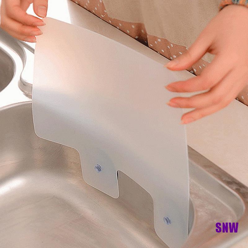 Miếng Nhựa Gắn Bồn Rửa Chén Chống Văng Nước