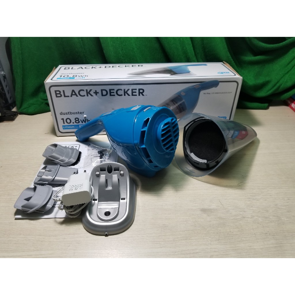 Máy hút bụi pin sạc hút ướt và khô Black Decker WD7201B-B1 7.2V