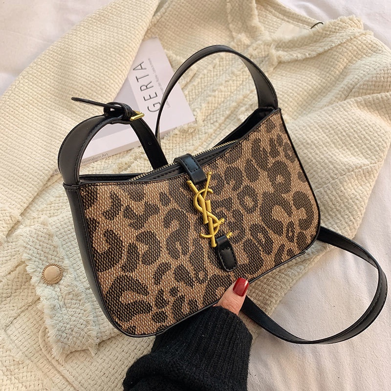 Túi Xách Dáng Vuông Nhỏ Thời Trang Cao Cấp 2022 Cho Nữ