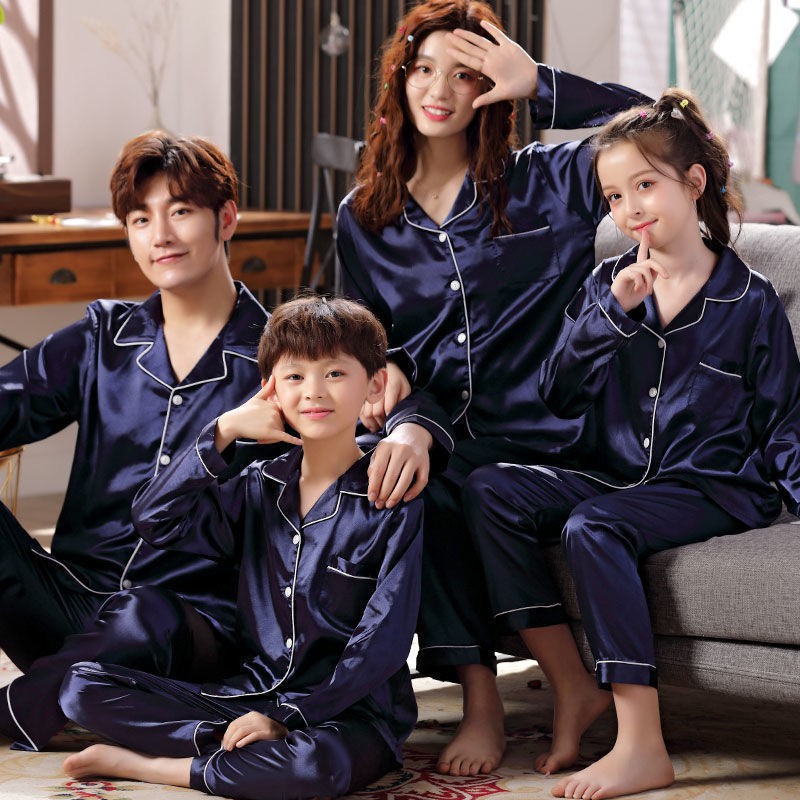 Bộ Đồ Ngủ Vải Lụa Satin Tay Dài Màu Xanh Dương Cho Gia Đình