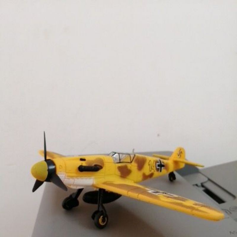 Bộ mô hình tự lắp ráp (DIY) Máy bay BF-109 Tỷ lệ 1:48