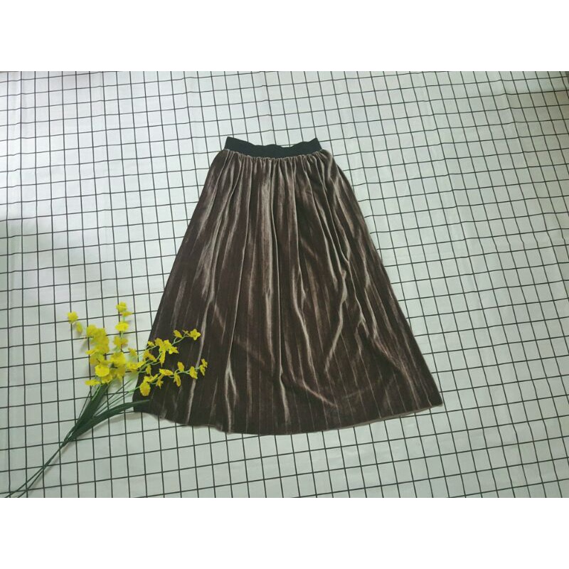 CHÂN VÁY NHUNG DẬP LY