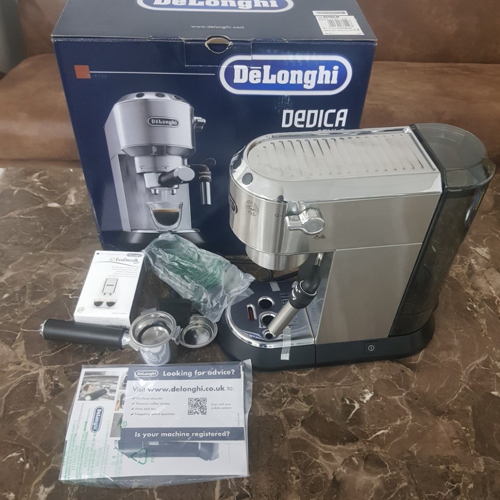 Sản Phẩm Máy pha cà phê chuyên dụng, thương hiệu cao cấp Delonghi - EC685.M. Bảo hành 12 tháng (Công suất 1300W) .
