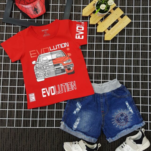 Set quần jean, áo thun bé trai