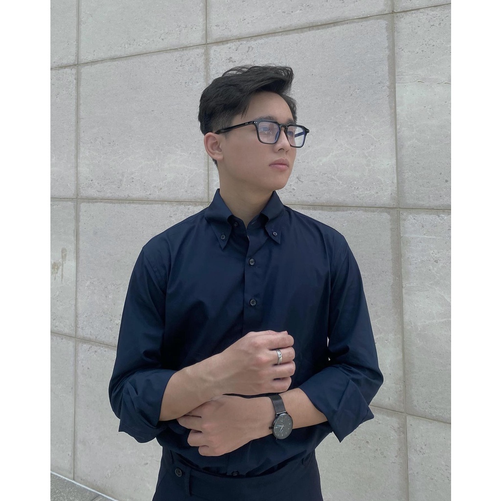 Sơ mi xanh dương đậm nam dòng Essential