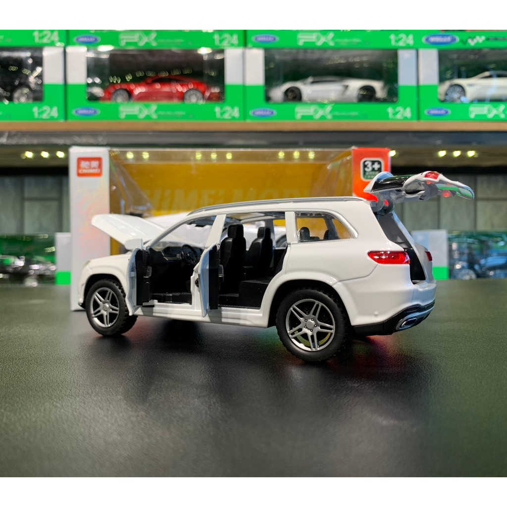 Mô hình xe Mercedes-Benz GLS 580 tỉ lệ 1:32 CHIMEI màu trắng