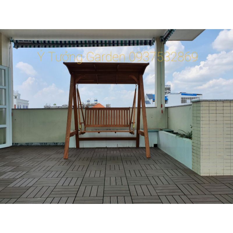 Xích đu gỗ sân vườn