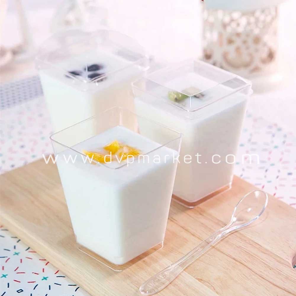 Ly nhựa bánh mousse hình vuông 5,7 x 7,5cm BN24 (25 cái kèm nắp)