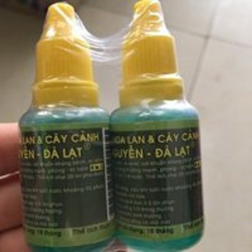 Combo 2 lọ Chế phẩm sinh học kích mầm Hùng Nguyễn cho hoa lan cây cảnh -1 chai 20ml