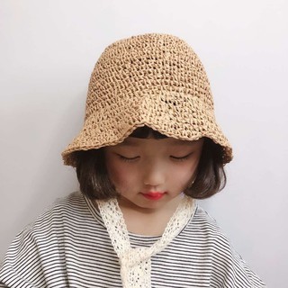Mũ Cói Vành Rộng Cho Bé Có Dây Quai