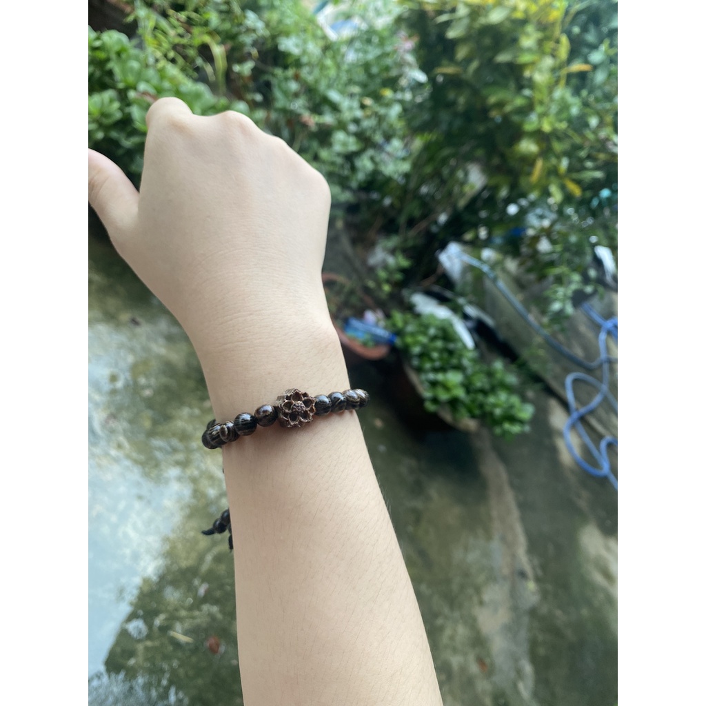 Vòng tay trầm hương phong thủy - Trầm hương sánh chìm -Thương hiệu Trầm Hương Minh Đạt