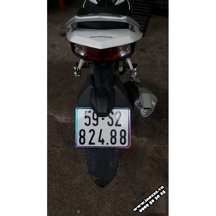 Khung biển số Ốp viền biển xe máy 7 màu | BigBuy360 - bigbuy360.vn