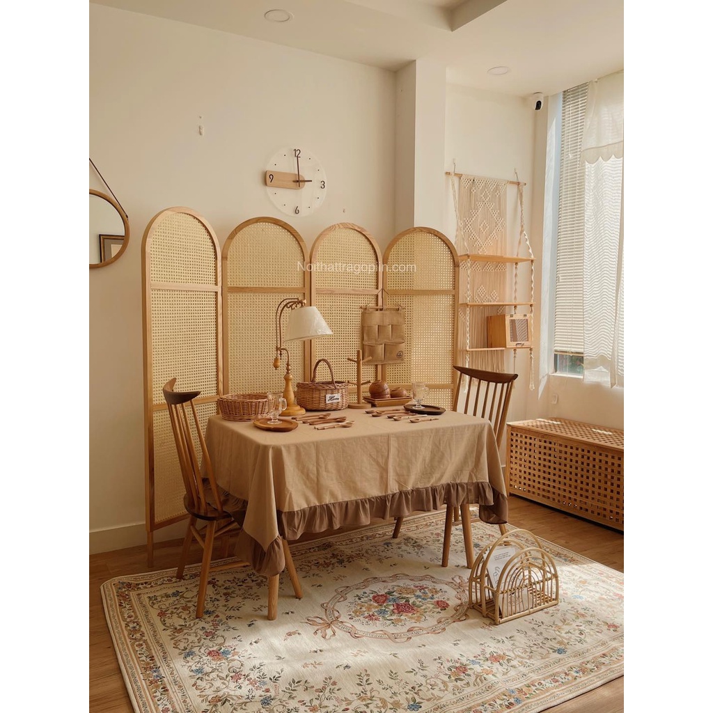 Khăn bàn linen viền bèo