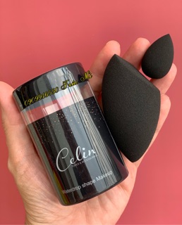 Bông mút latex tán kem nền Celin.