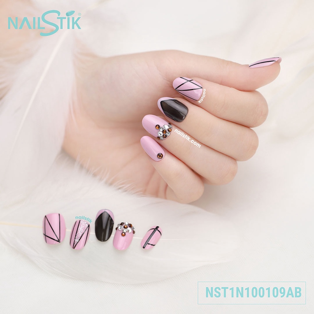 Móng úp thiết kế by NAILSTIK, màu tím môn, form móng bầu, ngắn/dài, 109