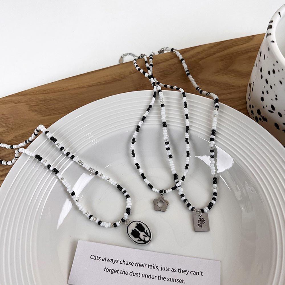 Dây Chuyền Mặt Hình Hoa / Trái Tim Ngọt Ngào Thời Trang Hàn Quốc Cổ Điển Cho Nữ