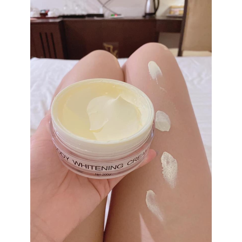 Kem body trứng kích trắng Queen Perfect dưỡng trắng mềm mịn da, cấp ẩm, làm đều màu da, xóa thâm sạm, chống lão hóa da | BigBuy360 - bigbuy360.vn