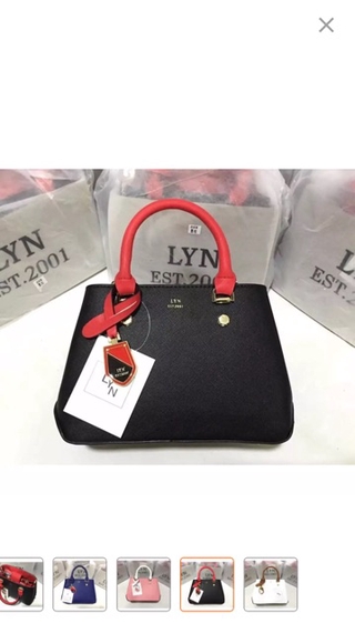 Lyn thẻ