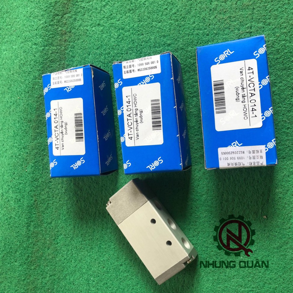 Van chia hơi chuyển tầng HOWO . DONGFENG