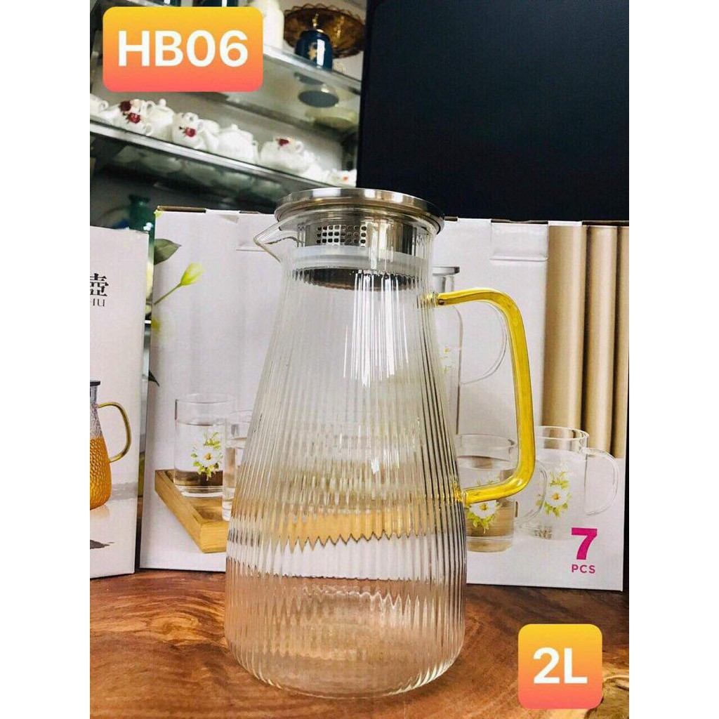 Bình thủy tinh sọc quai vàng 2L HB06