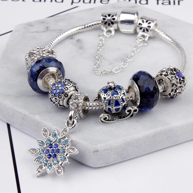 Vòng Charm Hoa Tuyết ( Tặng kèm một dây charm không hạt )